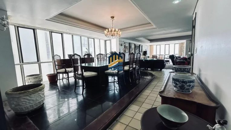 Imagem Vendo Apartamento com 370m na Beira Mar de Boa Viagem!