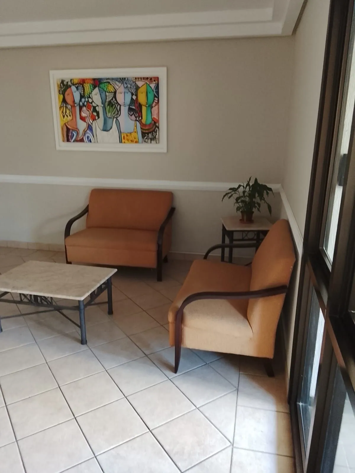 Imagem Excelente Apartamento 3D, transformado em 2D, closet mobiliado c/ vaga - Cidade Baixa - Preço Atrativo