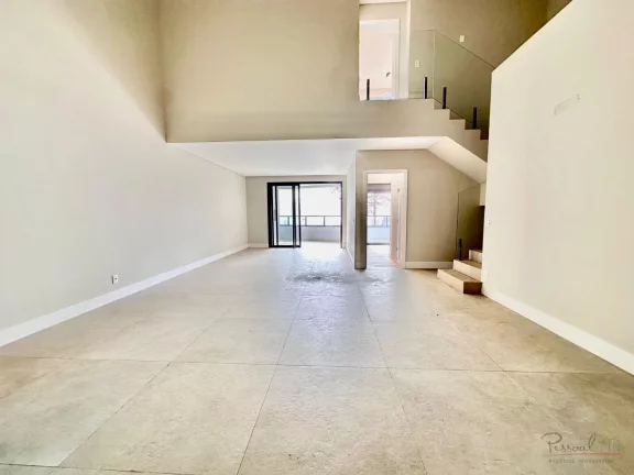 Imagem Condomínio frente mar, pé na areia e com saída para Jet Sky. Apresentamos este incrível apartame...