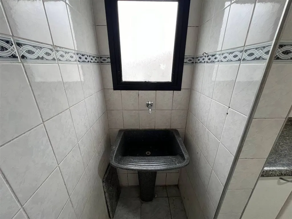 Imagem Apartamento à Venda em Guilhermina, Praia Grande - SP