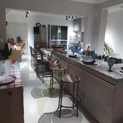 Imagem Casa de 3 dormitórios, 3 suítes, 5 banheiros, 2 vagas, de 175m² em Rudge Ramos, São Bernardo do Campo