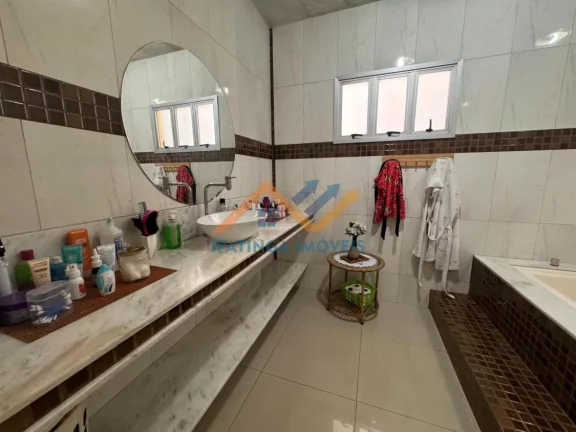 Imagem Casa no bairro das Fontes de 3 dormitórios