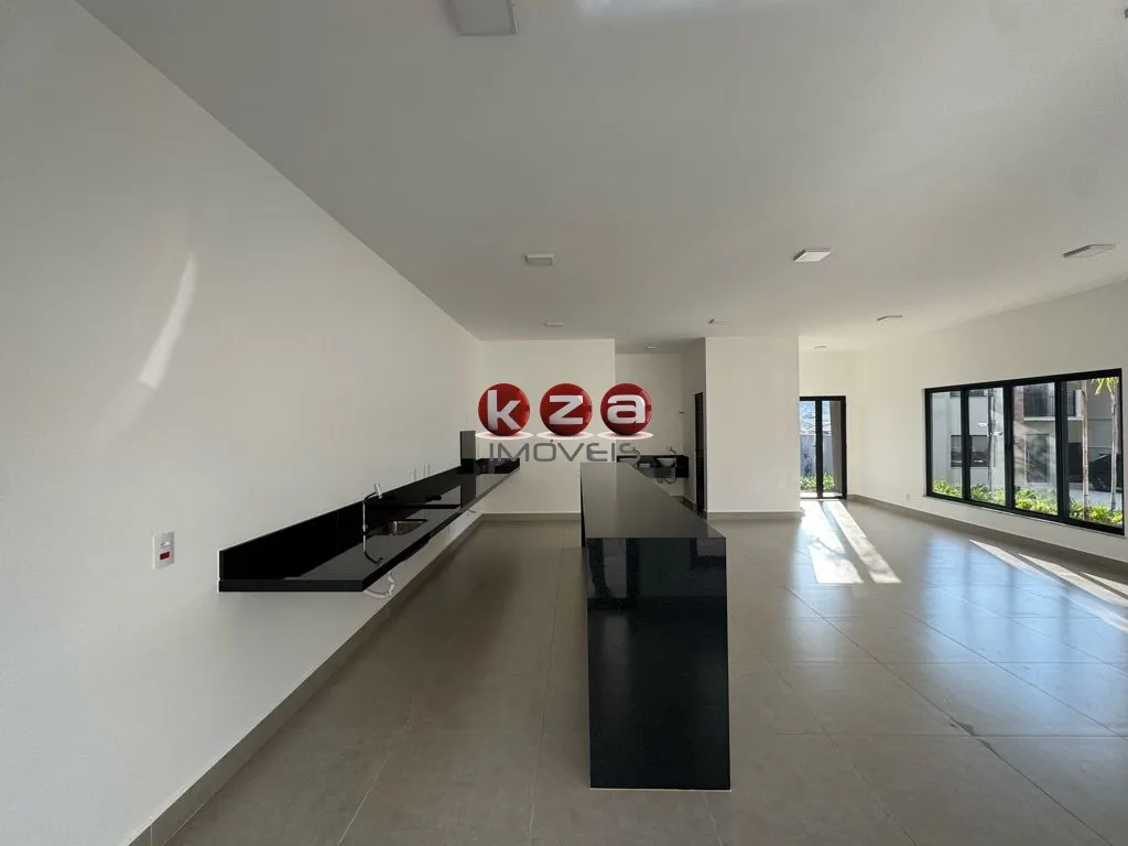 Imagem Casa para Venda em Valinhos-SP, Condomínio Villa Spadaccia: 3 Quartos, 1 Suíte, 2 Salas, 2 Banheiros, 2 Vagas, 121m².