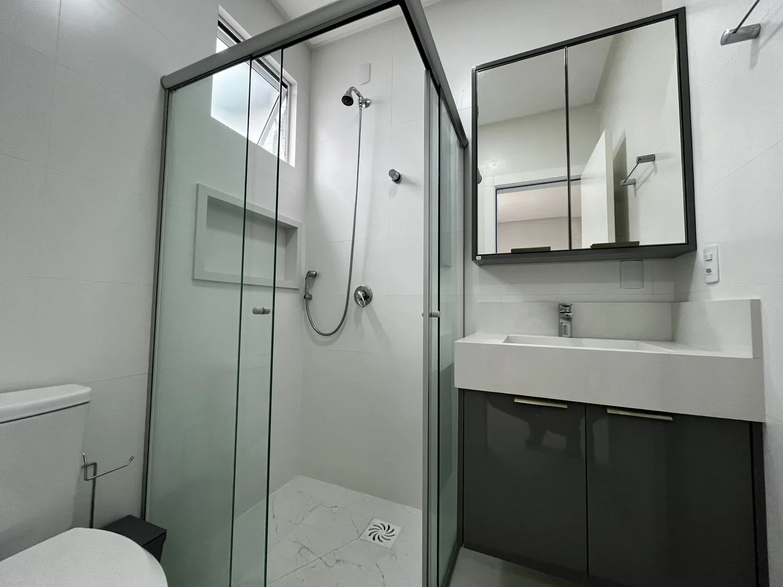 Imagem Apartamento com vista para o mar à venda com 161m2 por R$ 2.890.000,00