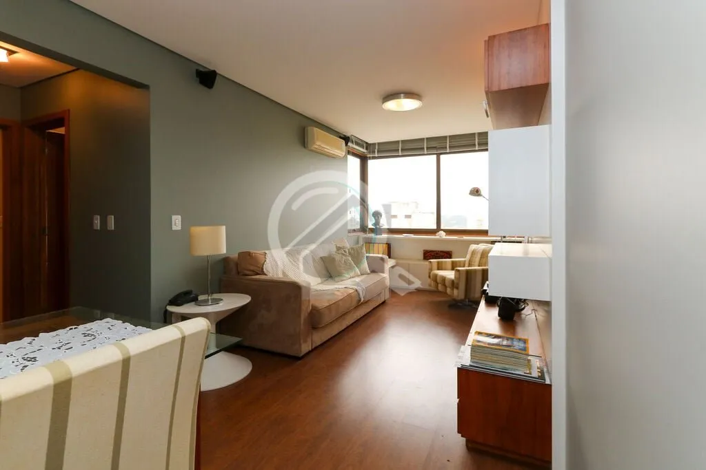 Imagem Apartamento com 67m2 privativos mobiliado e equipado com eletrodomésticos e split. Imóvel bem vent...