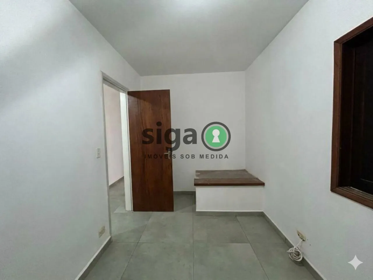 Imagem Sobrado com 3 Dormitórios (1 Suíte) e 2 Vagas no Morumbi - São Paulo/SP