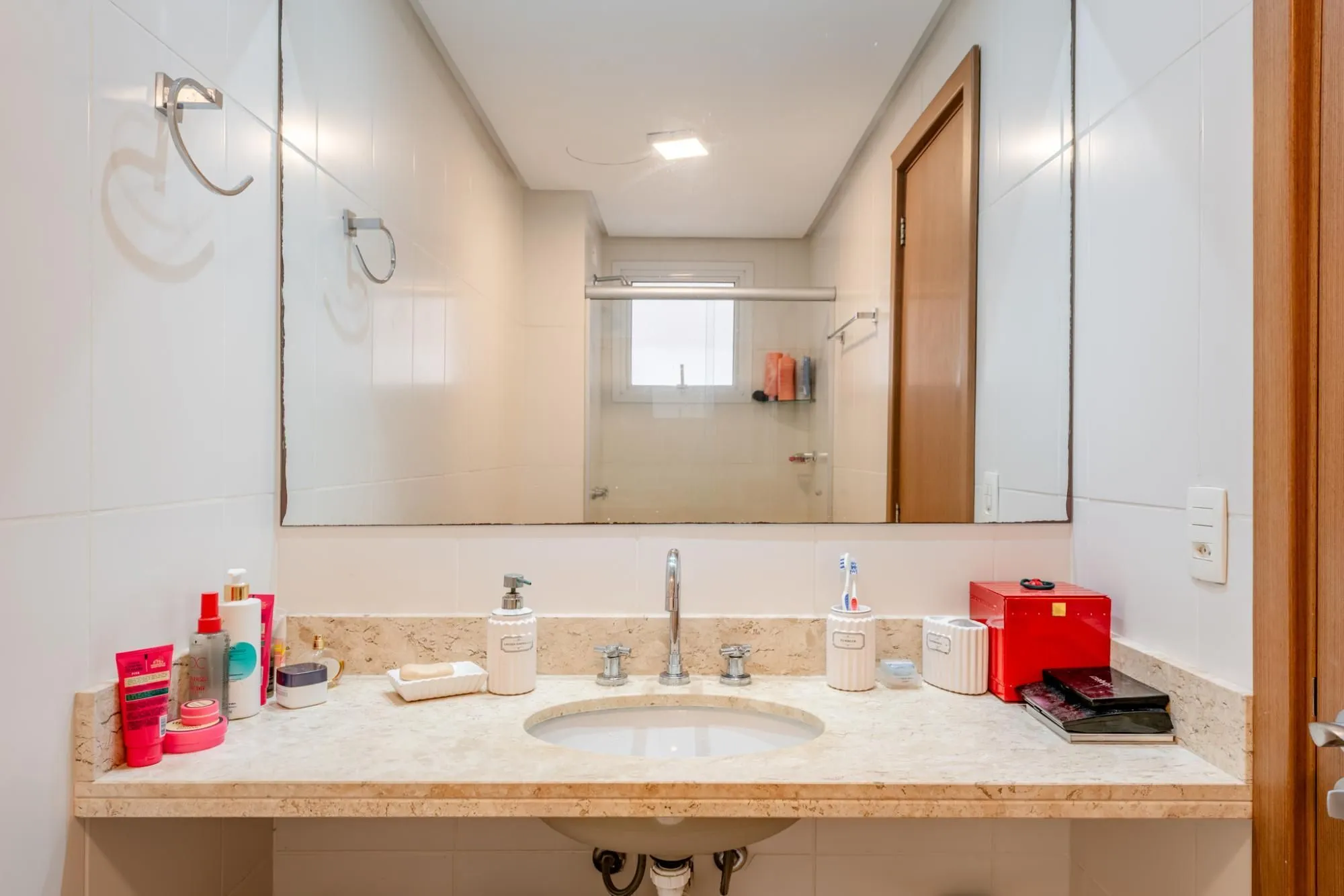 Imagem Apartamento, 3 Dormitórios, 2 Suítes, 4 Vagas, 134 m², Bairro Vila Jardim