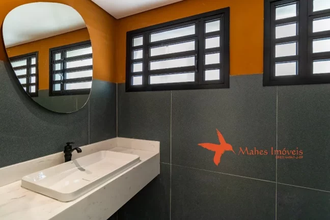 Imagem Espaçoso Apartamento de Reformado com 3 quartos (sendo 2 Suítes) em Cerqueira C?(C)sar, São Paulo - 220,95m e 2 Vagas de Garagem!