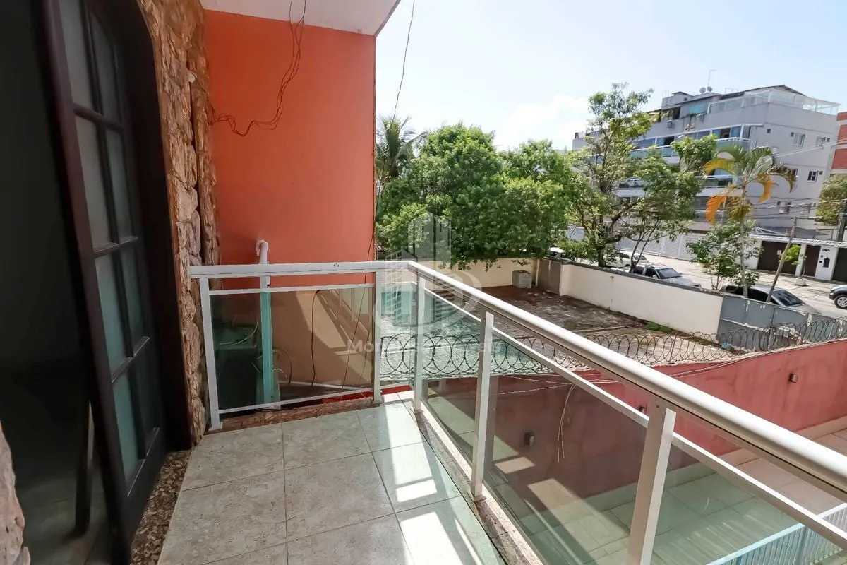 Imagem Casa à venda no bairro Zona Oeste em Rio de Janeiro/RJ
