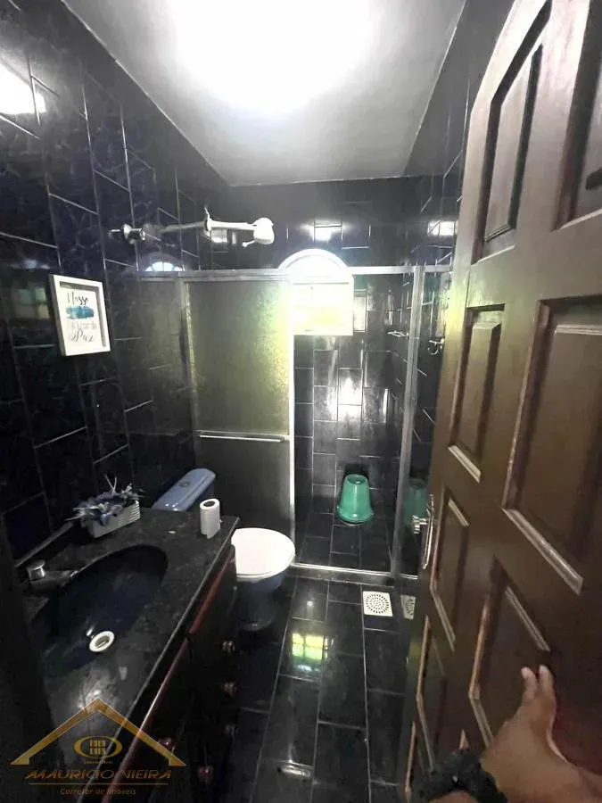 Imagem Casa em Condomínio para Venda em São Pedro da Aldeia / RJ no bairro Campo Redondo