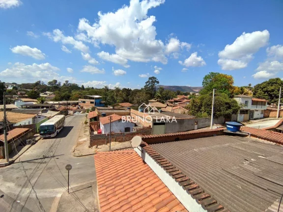 Imagem Casa com 3 dormitórios à venda, 300 m², Juscelino Kubitschek - Igarapé/MG