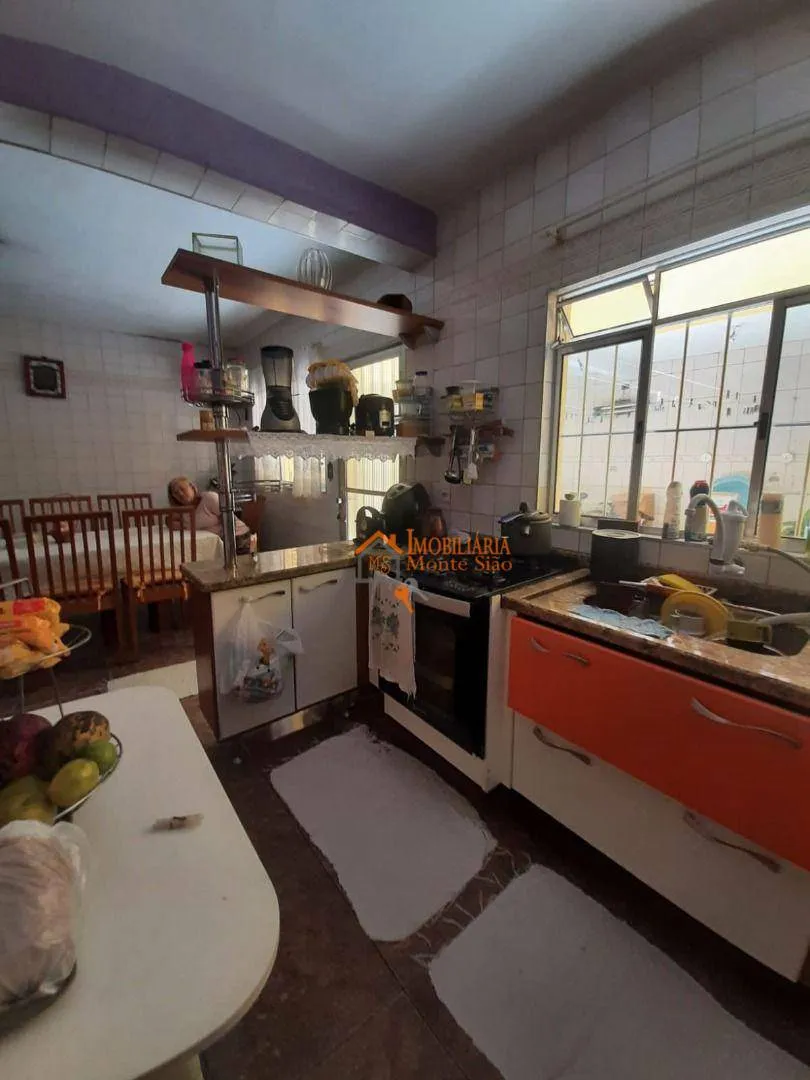 Imagem Sobrado com 4 dormitórios à venda, 280 m² por R$ 650.000,00 - Parque Continental - Guarulhos/SP