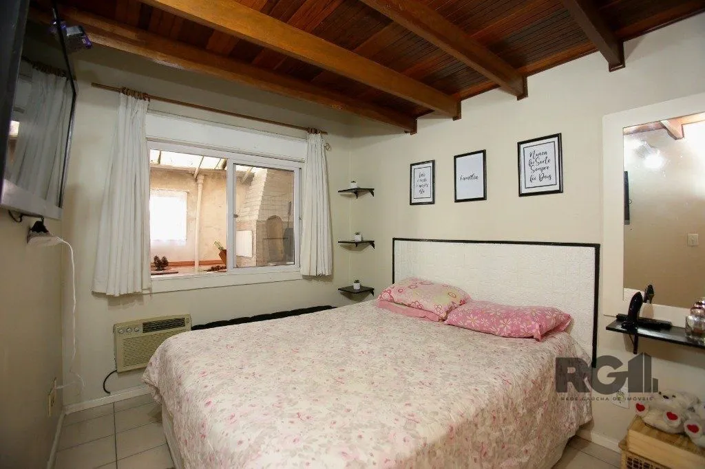 Imagem Casa para Venda - 70m², 3 dormitórios, 2 vagas - Jardim Leopoldina