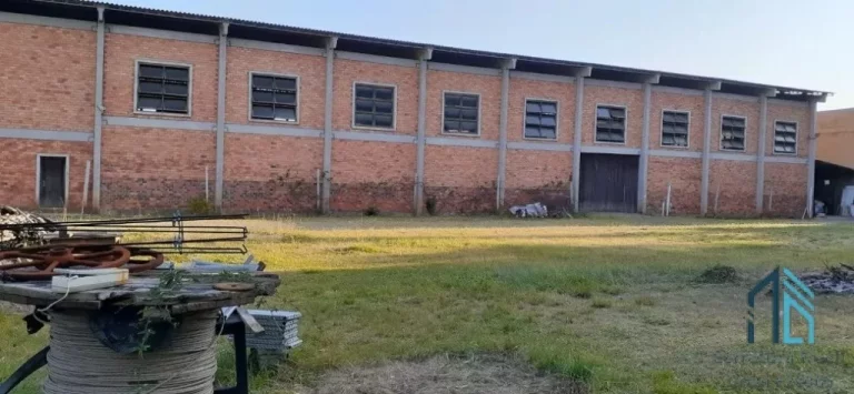 Imagem Barracão com 1.075 m2 const. e 4.939,82m² terreno, pátio 3.500 m2, Cidade Industrial/Cic em Curitiba PR