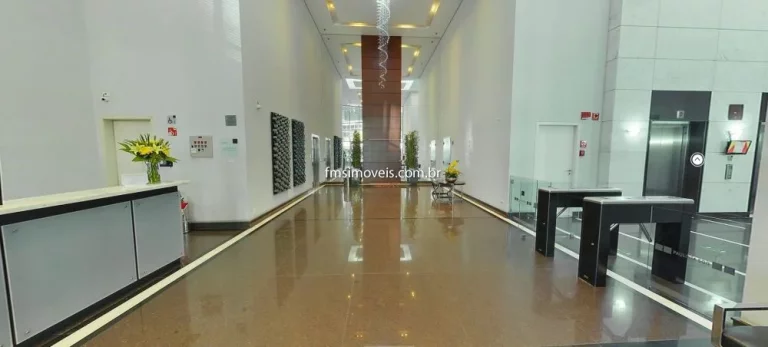 Imagem Espaço Comercial de Alto Padrão no Paraíso: 449m², 2 Banheiros e 12 Vagas de Garagem em São Paulo-SP