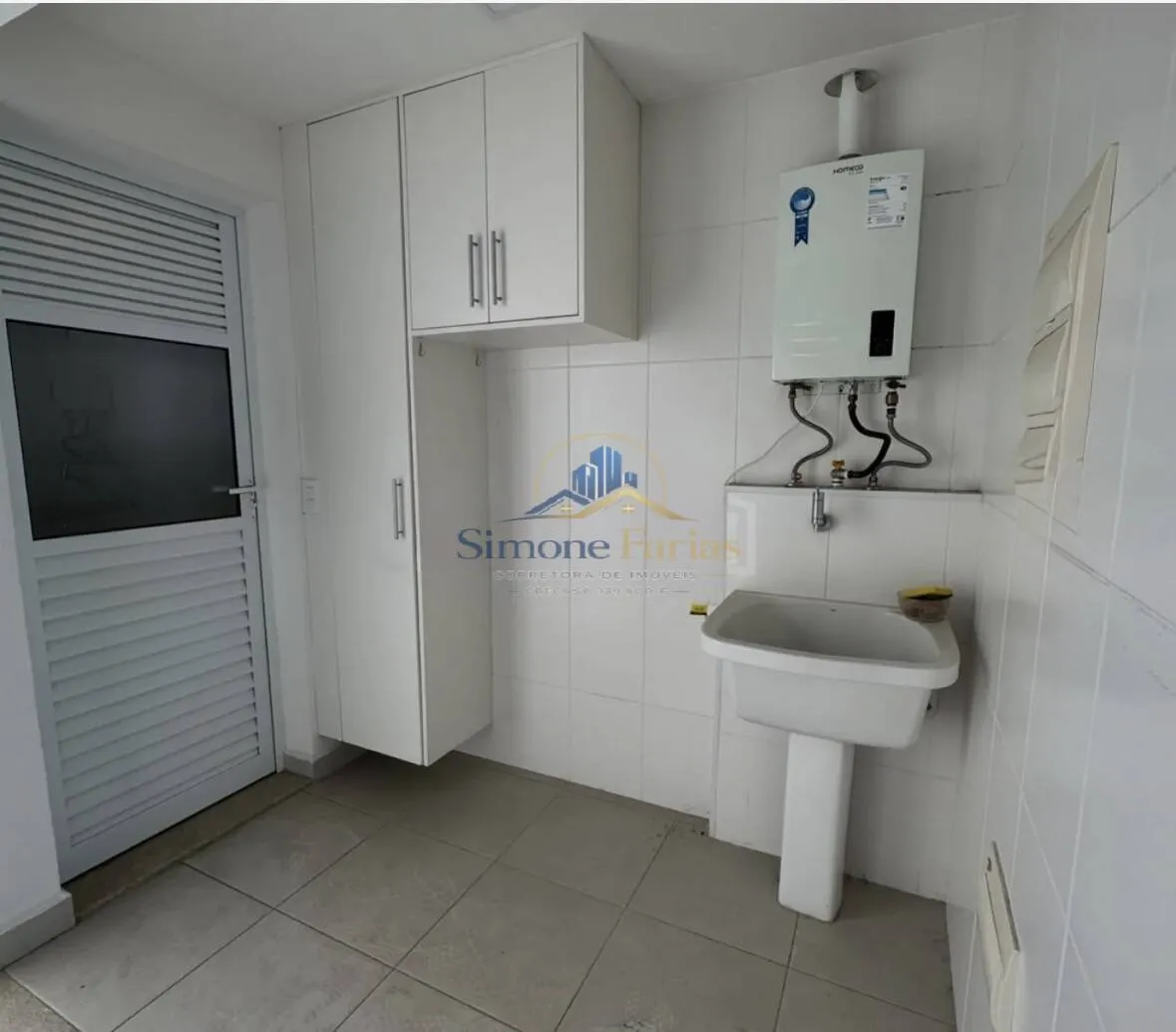 Imagem Casa para locação em Bellágio Residences, com 3 dorms, 1 suíte.
