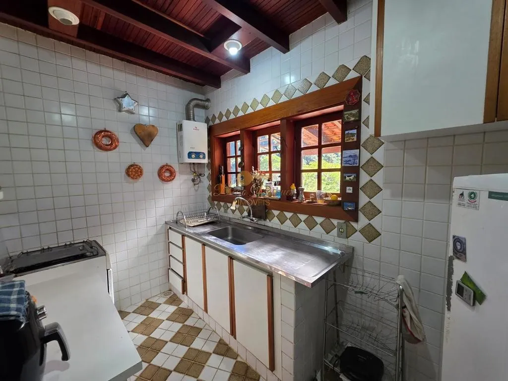 Imagem Casa em Condomínio para Venda em Teresópolis / RJ no bairro Prata