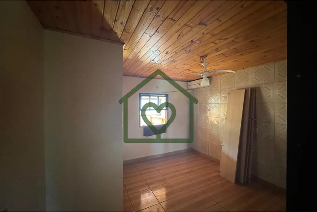Imagem Descubra a oportunidade única de investir em um espetacular terreno desocupado na vibrante cidade d...