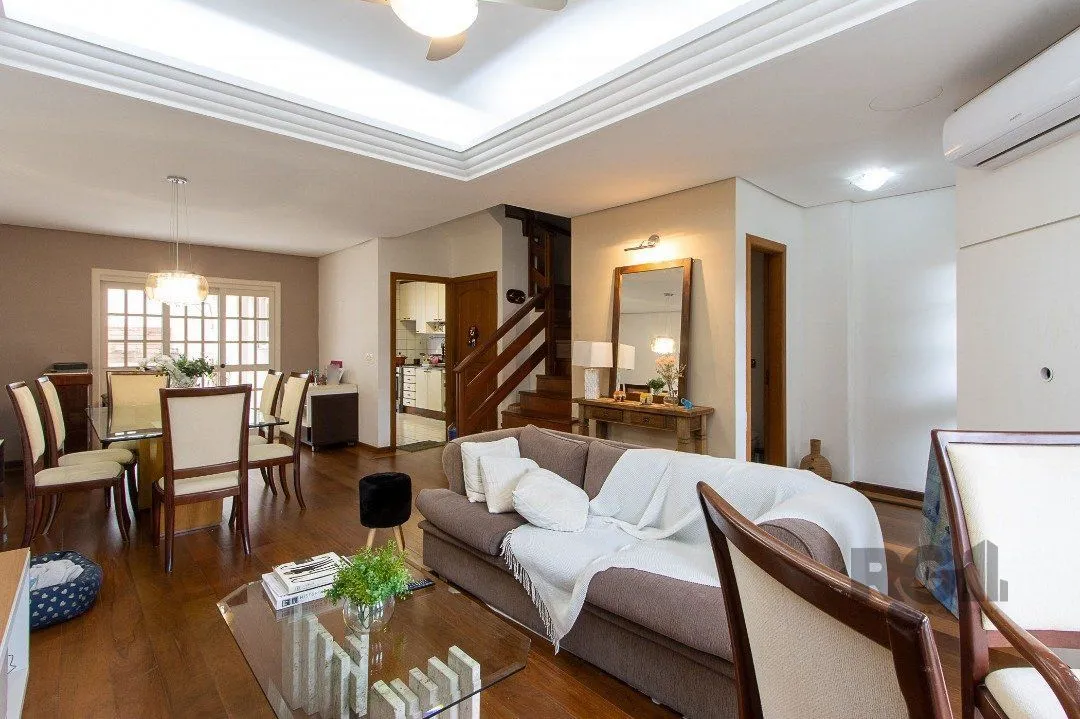 Imagem Casa em condomínio à venda, 4 quartos, 2 suites, 2 vagas - Bairro Tristeza