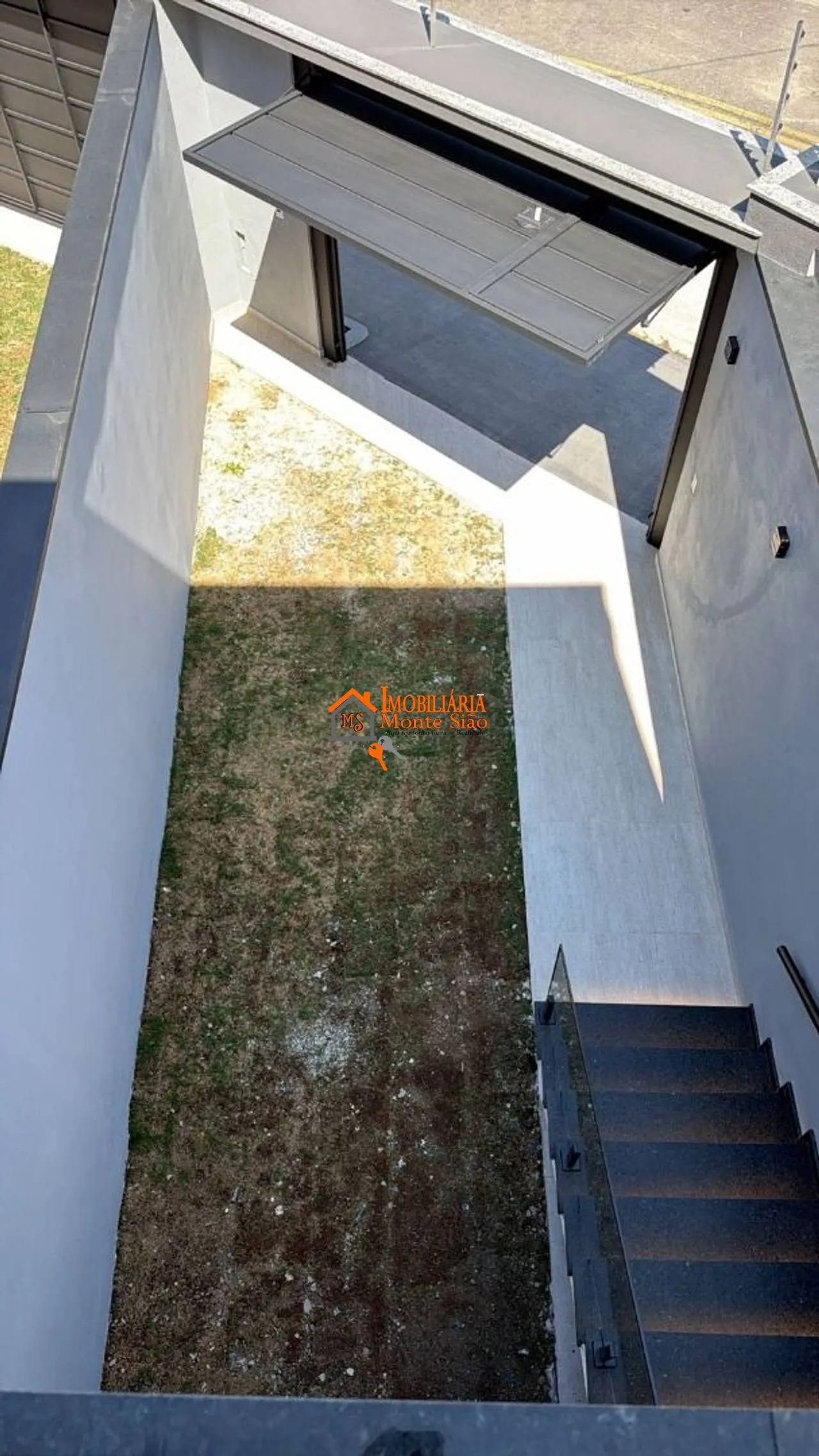 Imagem Sobrado com 2 dormitórios à venda, 75 m² por R$ 490.000,00 - Jardim Zélia - Itaquaquecetuba/SP
