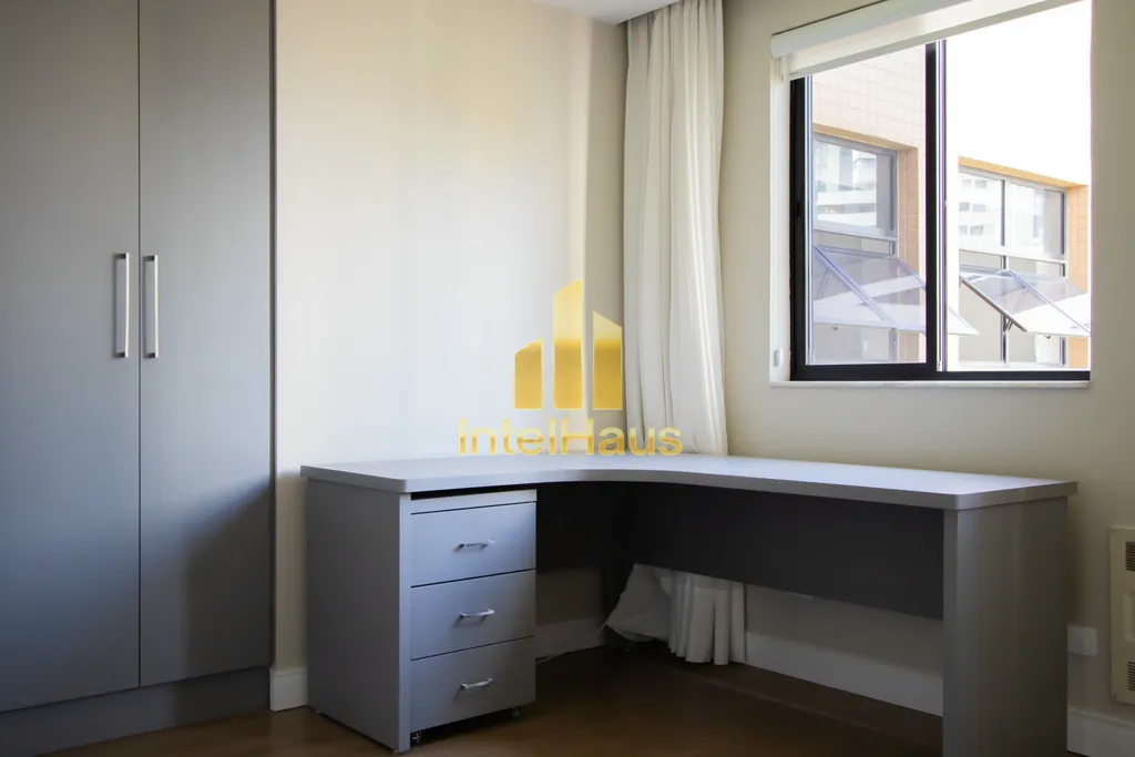 Imagem Excelente apartamento no Edifício Porto Pacífico, localizado em uma das regiões mais nobres do Ec...
