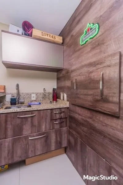 Imagem Vende apartamento no Bairro Passo da Areia - Porto Alegre