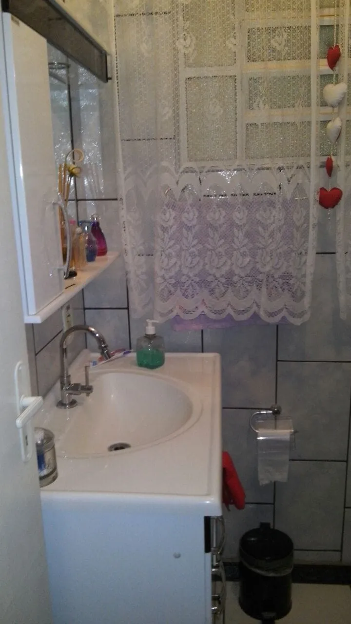 Imagem Casa à venda 2 Quartos, 3 Vagas, Conjunto Habitacional Terra dos Ipês I (Sul), Pindamonhangaba - SP