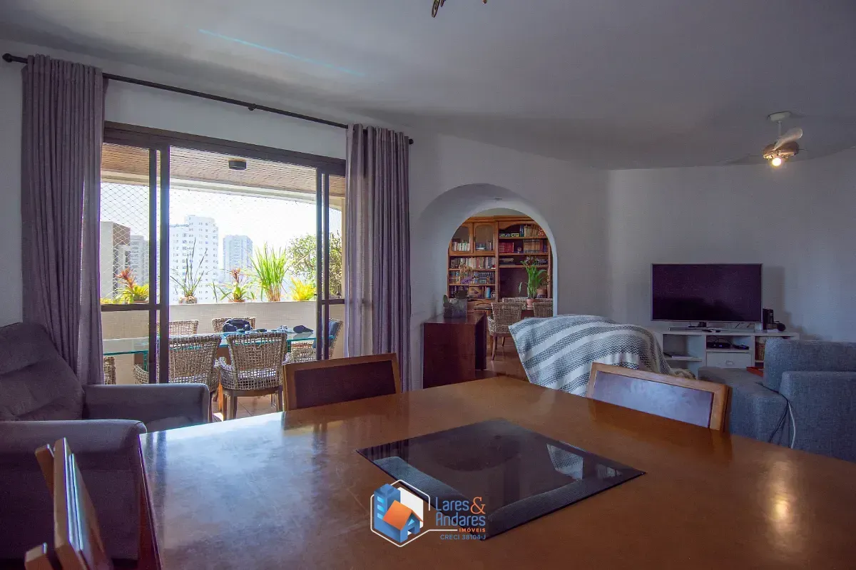 Foto do imóvel Apartamento para venda em Campo Belo com 4 quartos, sendo 2 suítes, 209m² em Rua Barão de Jaceguai