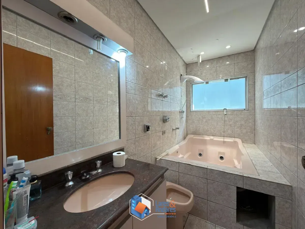 Imagem Casa para venda em Vila Mazzei com 3 quartos, sendo 1 suíte, 177m²