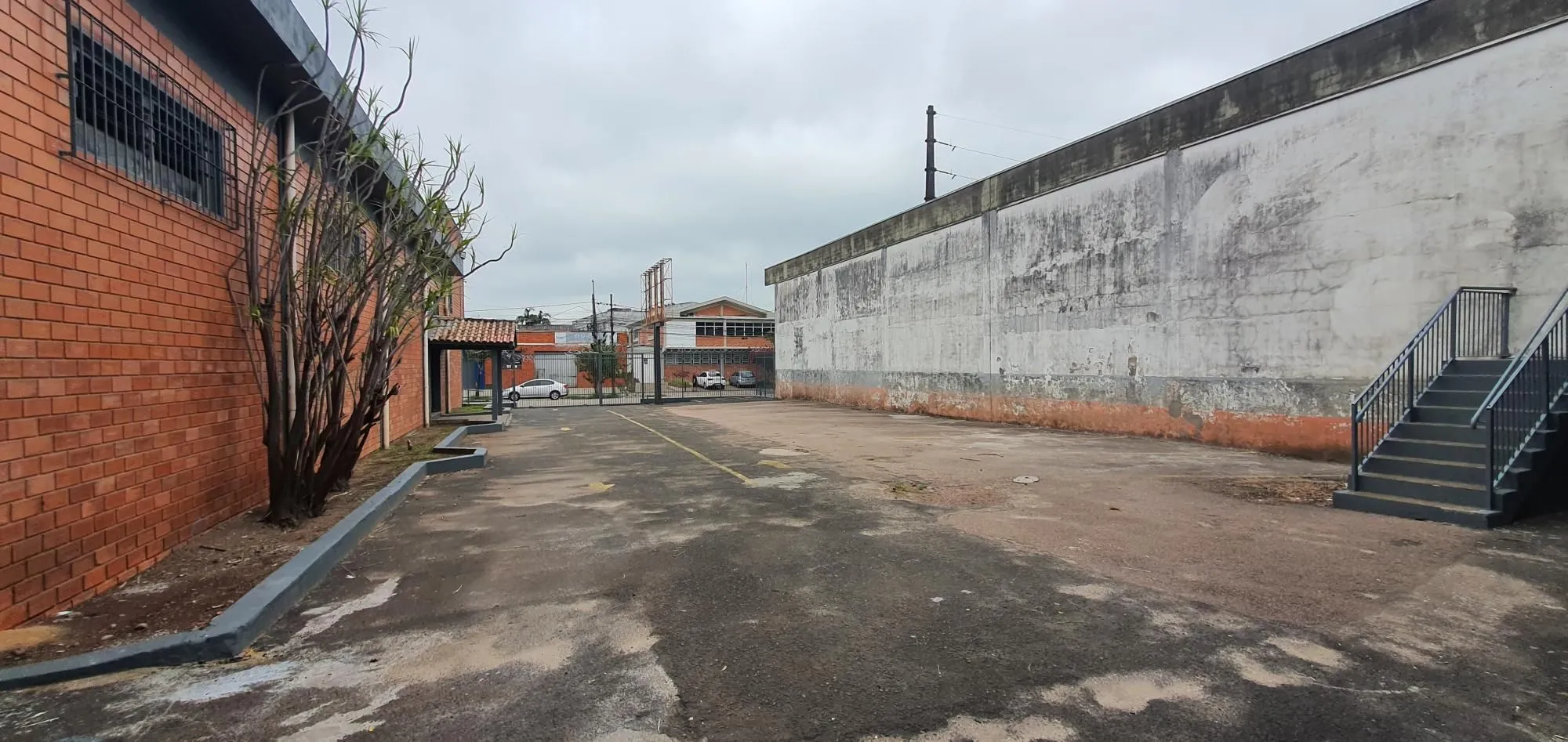 Imagem Pavilhão para Locação - Rua Moura Azevedo