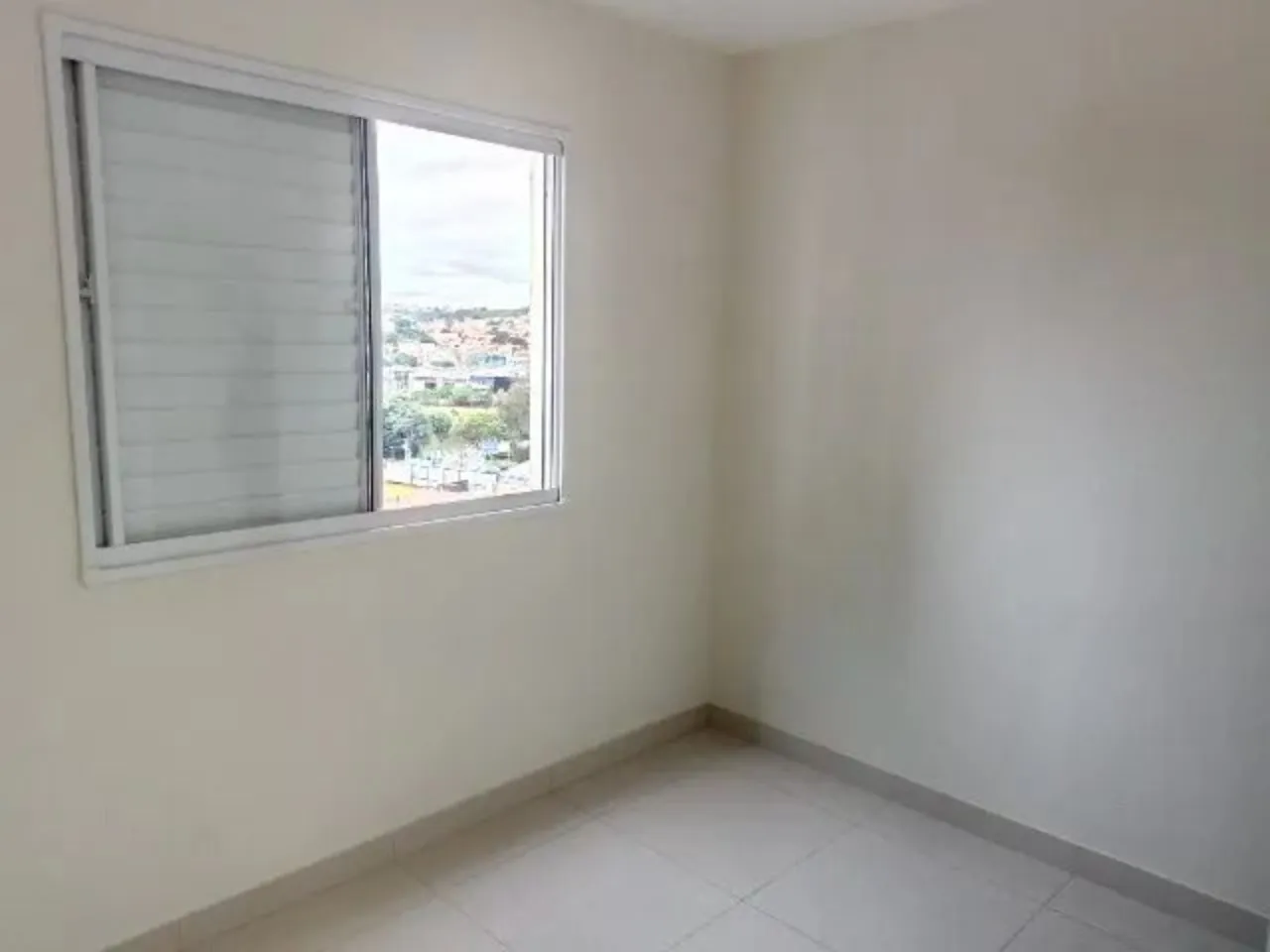 Imagem Aluguel de Apartamento na Vila Progresso, Sorocaba-SP: 2 Quartos, 1 Sala, 1 Banheiro, 1 Vaga de Garagem - 52m²!