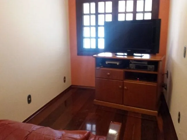 Imagem Casa à venda 7 Quartos, 3 Suites, 392M², São Benedito, Pindamonhangaba - SP