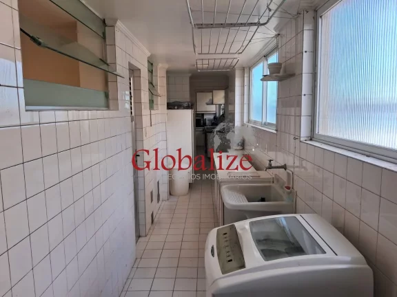 Imagem Lindo apartamento confortável de frente para a praia no bairro do José Menino em Santos-SP (próximo a divisa com São Vicente) por R$ 1.600.000,00