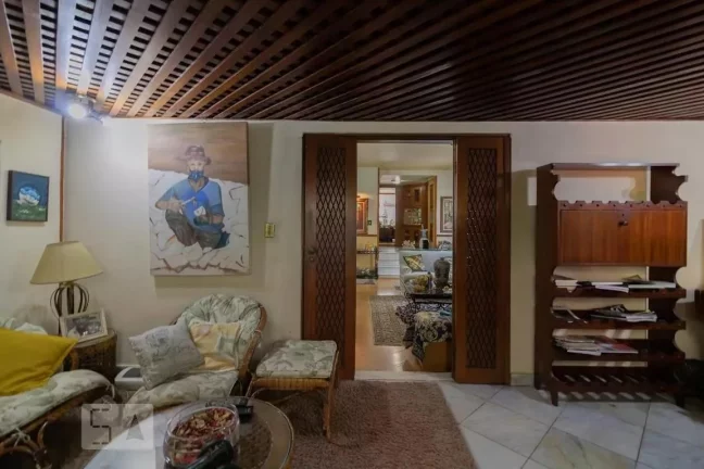 Imagem Vende-se lindo e espaçoso sobrado no Planalto Paulista para uso comercial ou residencial!!