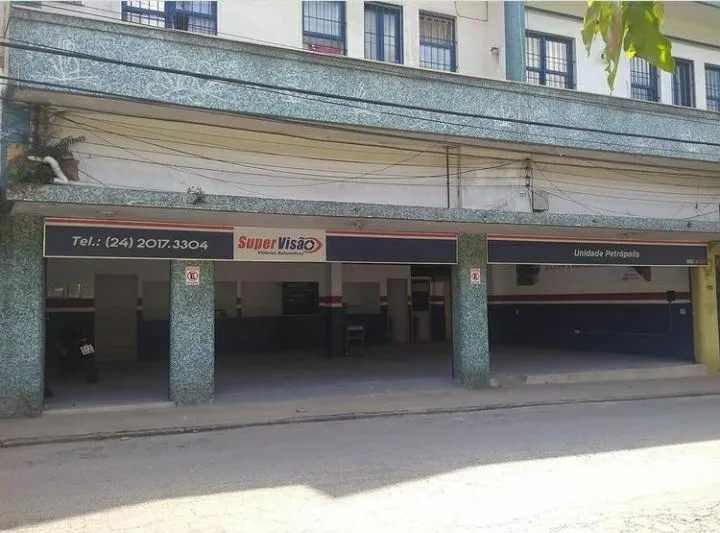 Comercial para Venda em Petrópolis / RJ em Rua Bingen