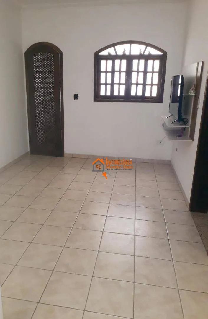 Imagem Sobrado com 4 dormitórios à venda, 260 m² por R$ 850.000,00 - Jardim Santa Clara - Guarulhos/SP