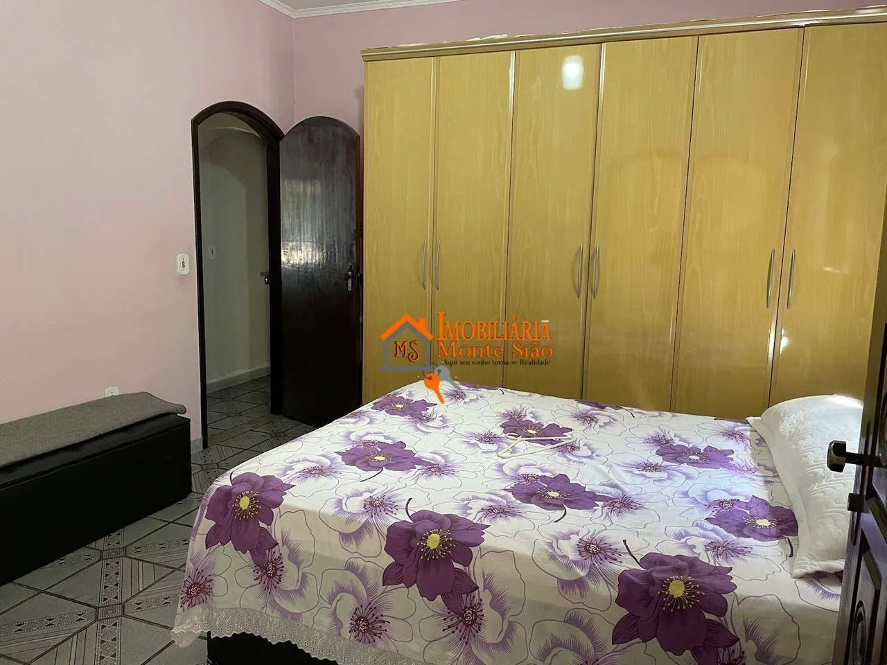 Imagem Sobrado com 3 dormitórios à venda, 210 m² por R$ 670.000,00 - Jardim São Domingos - Guarulhos/SP