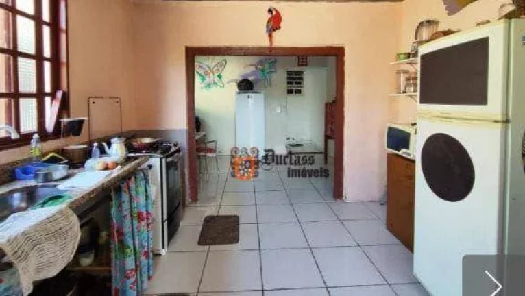 Imagem Sobrado com 3 dormitórios à venda, 250 m² por R$ 300.000 - Jardim Regina - Itanhaém/SP