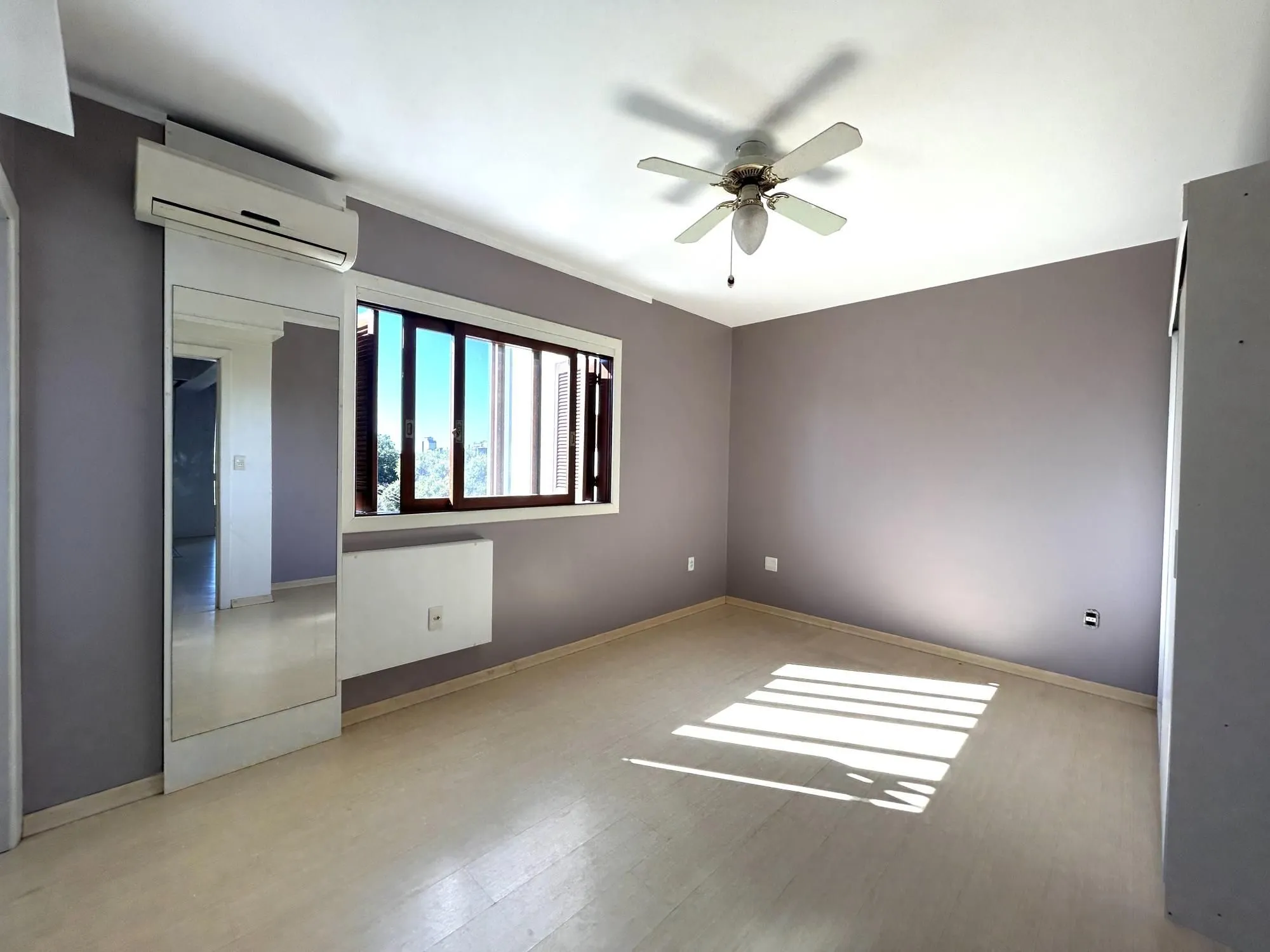 Imagem APARTAMENTO À VENDA - 3 DORMITÓRIOS - CENTRO / CANOAS