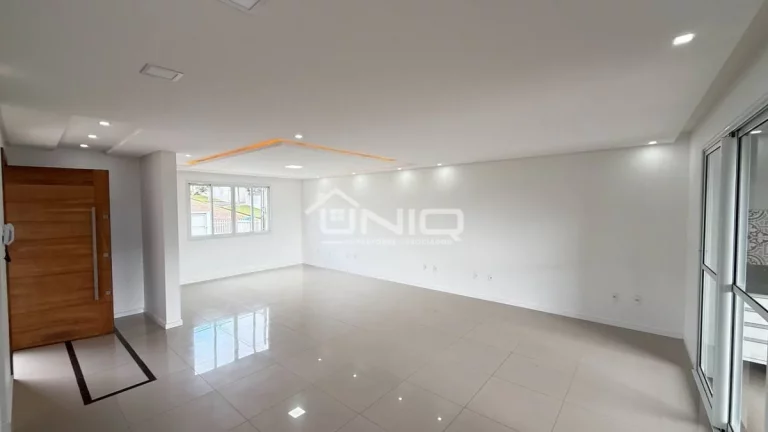 Imagem Sobrado Suíte + 2 Quartos - Bairro Cadorin