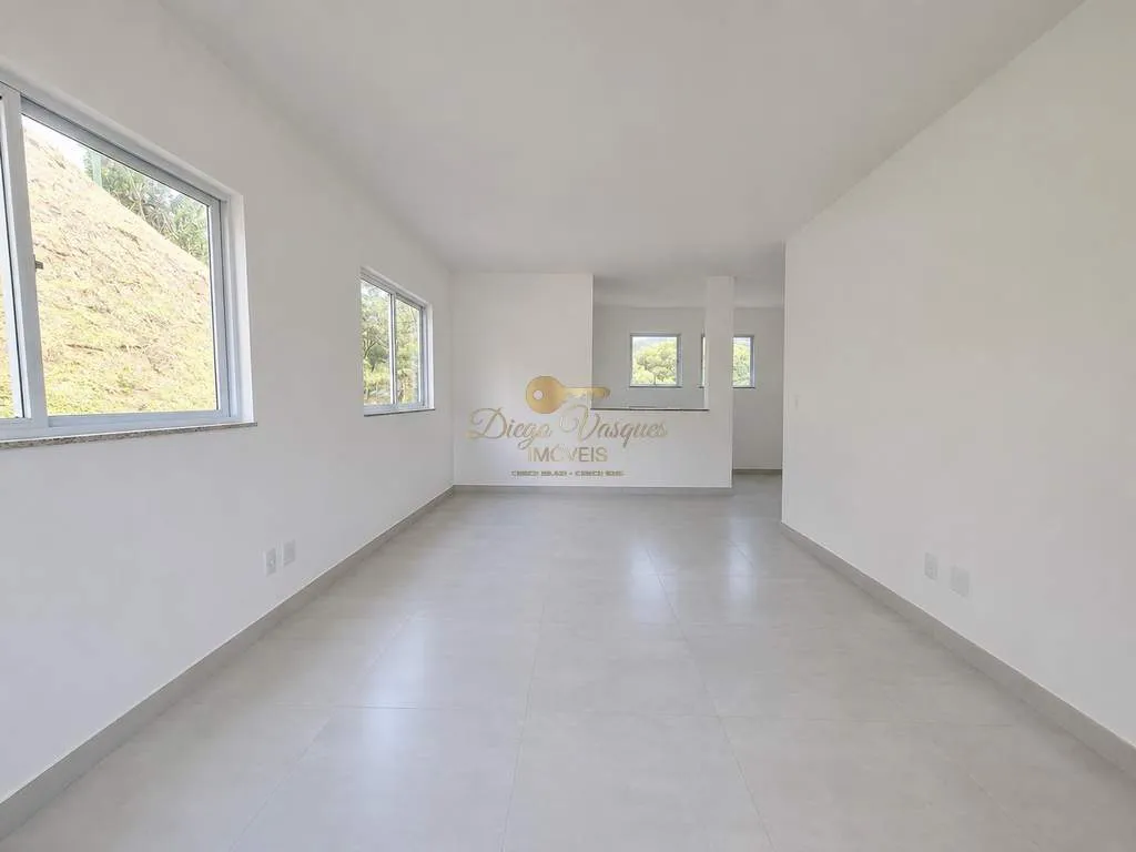 Imagem Casa em Condomínio para Venda em Teresópolis / RJ no bairro Albuquerque