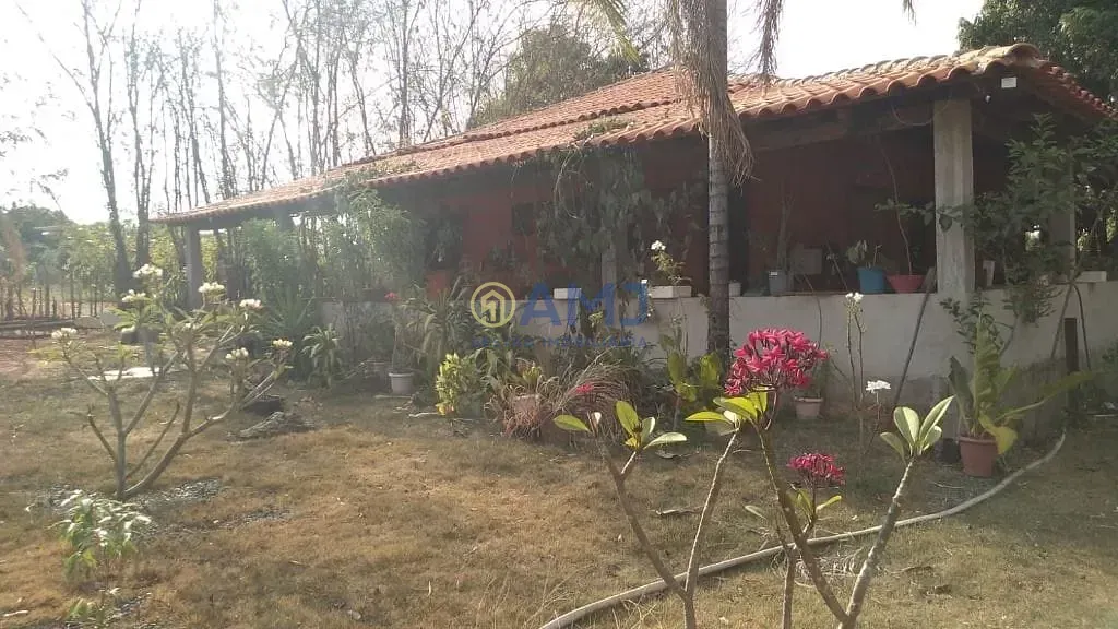Foto do imóvel CHÁCARA À VENDA | CONDOMÍNIO MIRAFLORES em Endereço não informado