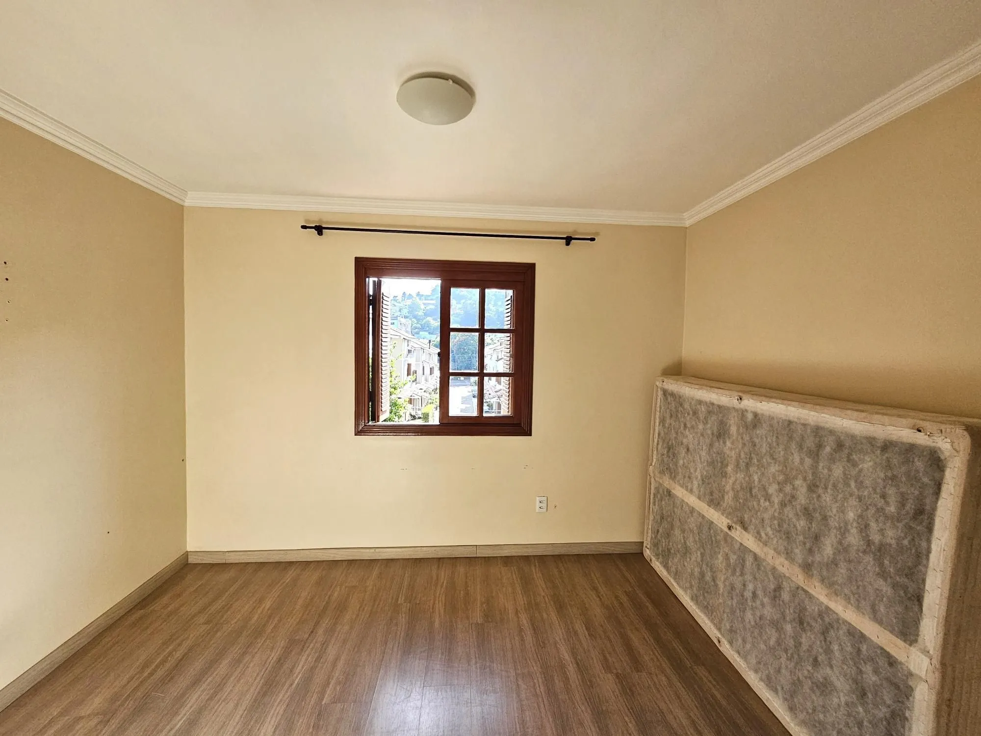 Imagem CASA EM CONDOMÍNIO PERTINHO DA OSCAR PEREIRA