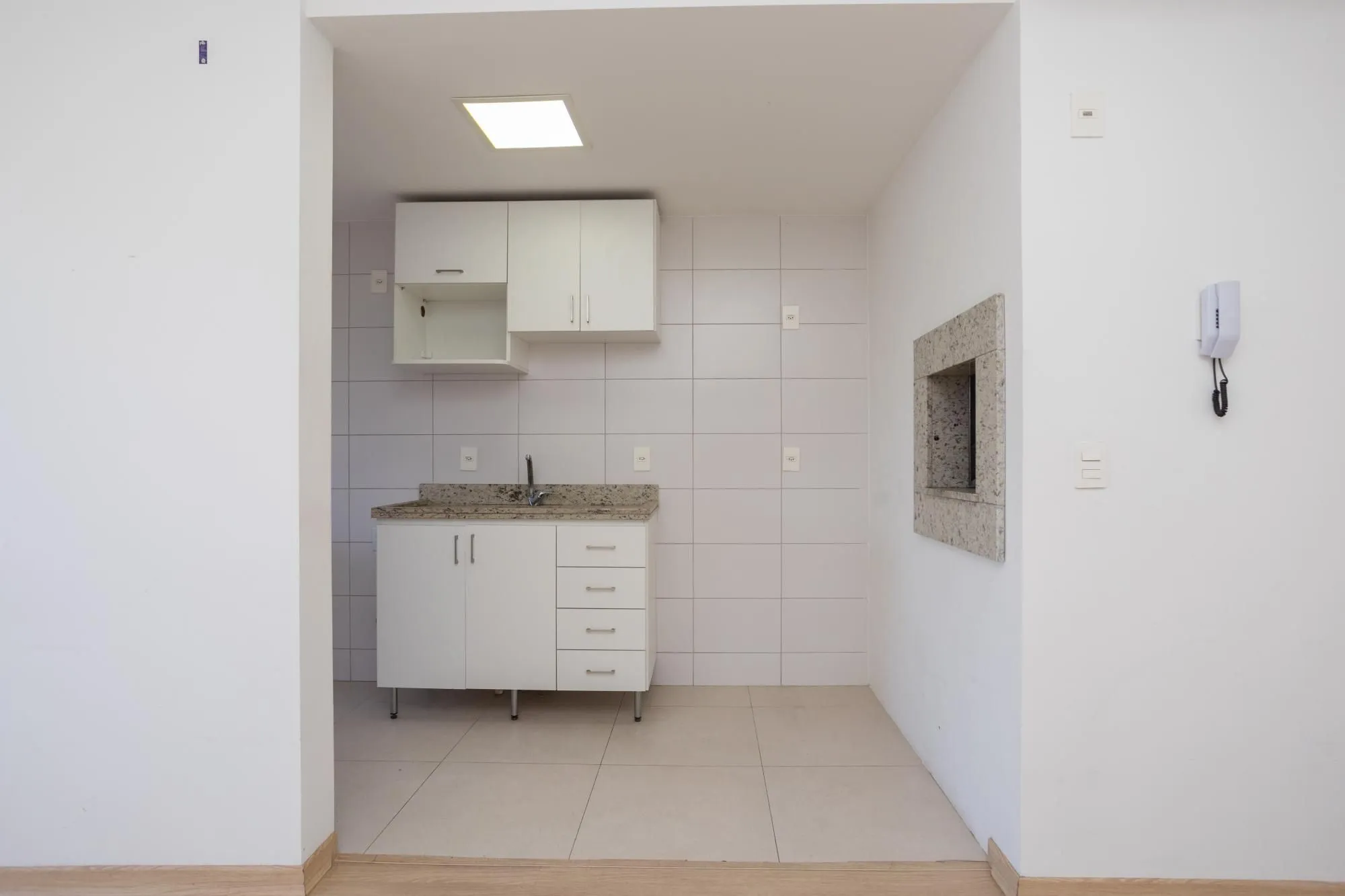 Imagem 1 dormitório com garagem e total infraestrutura de lazer e segurança