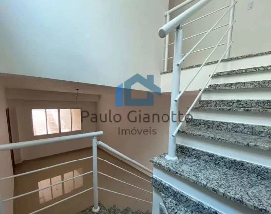 Imagem Casa nova à venda em ótimo condomínio de Cotia