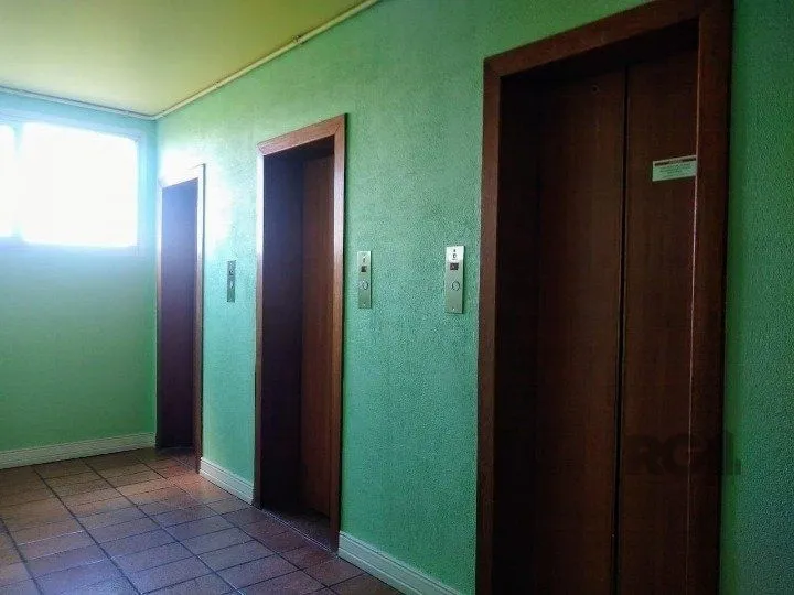 Imagem Apartamento de 2 dormitórios no centro venda