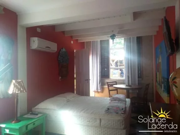 Imagem Imóvel com Potencial para Pousada, Hostel - 4 Suites - 4 Chalés - Piscina - Retorno Garantido