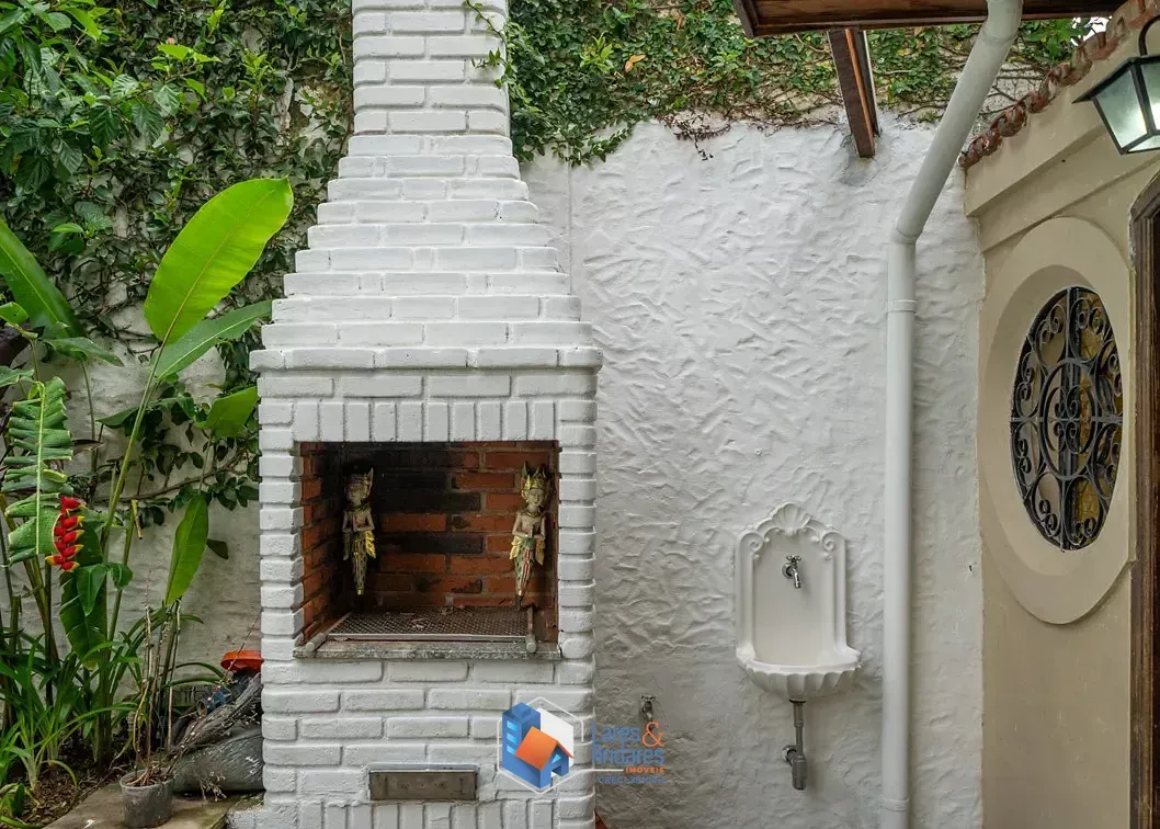 Imagem Casa para venda em Jardim Cordeiro com 4 quartos, sendo 4 suítes, 357m²