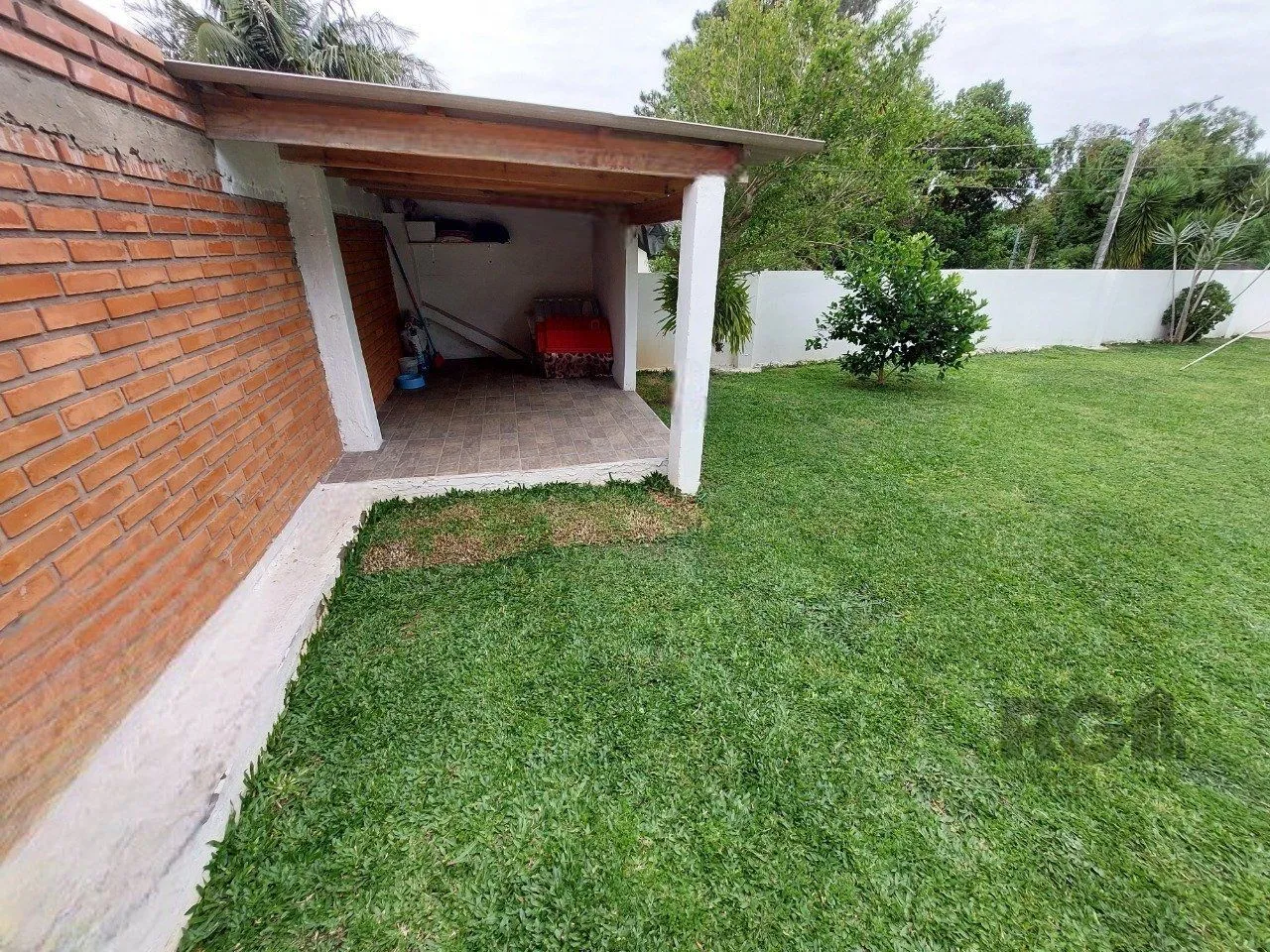 Imagem Casa com 3 quartos, no Bairro Ipanema - Porto Alegre/RS.