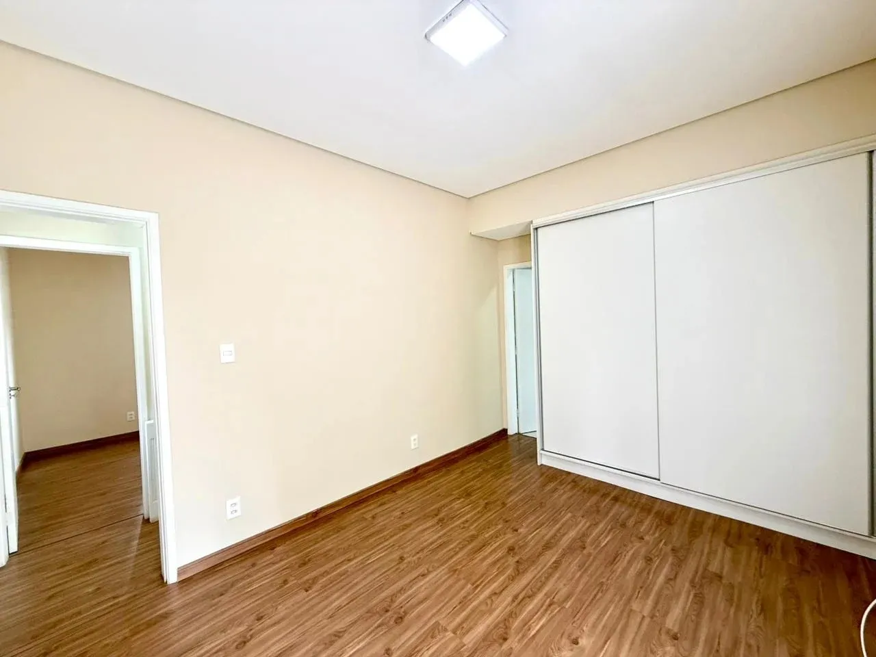Imagem Sobrado para Venda em São Paulo, Pinheiros, 3 dormitórios, 3 suítes, 4 banheiros, 1 vaga